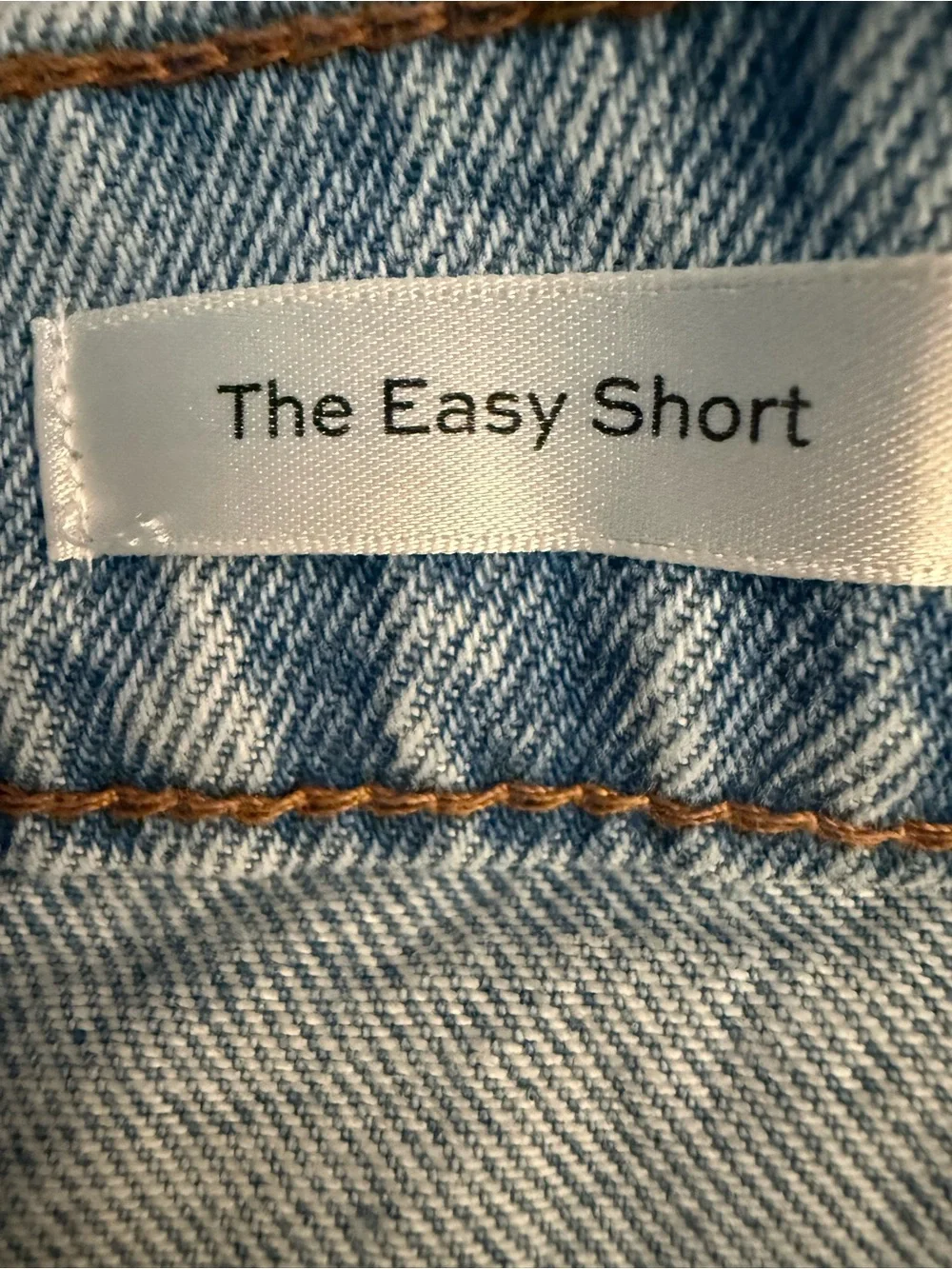 Frame Denim Light Wash Frayed Hem Jean Shorts “easy short” size 24 runs big NWT
